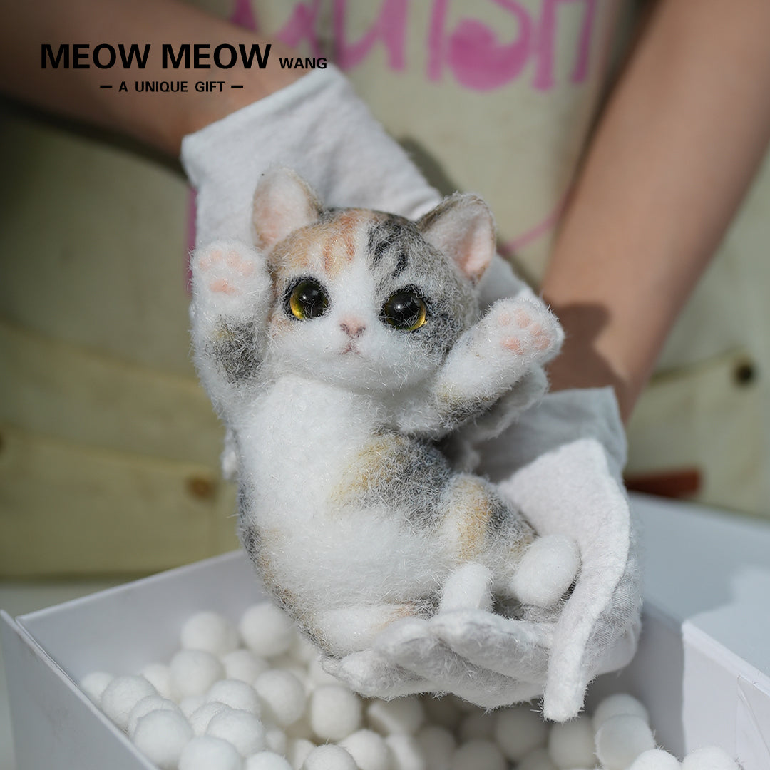 A08:Adorable Calico Squishy Cat Toy