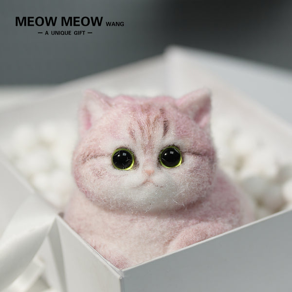C06: Adorable Strawberry Lemonade Chubby Squishy Kitty